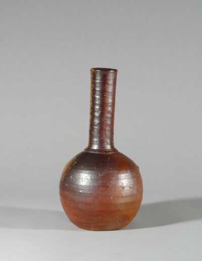 Vase des Lebenden Nationalschatzes Fujiwara Kei aus Japan.