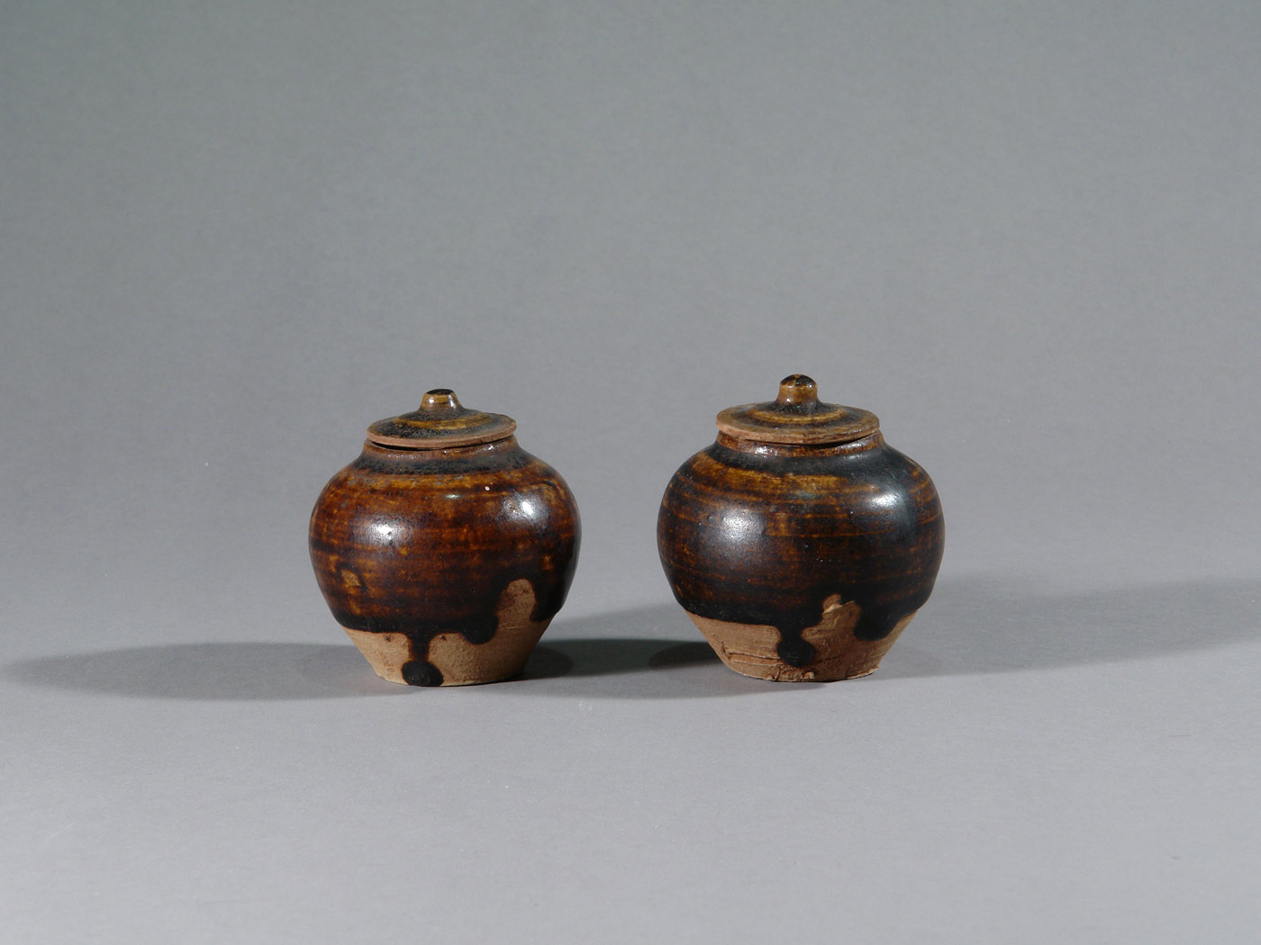 galerie-kirbach-2-small-jar-china-1-w