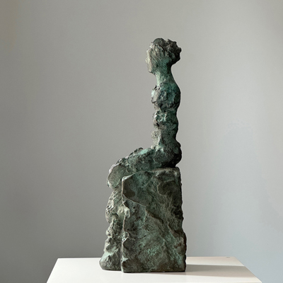 Armin Baumgarten – sitzende Figur