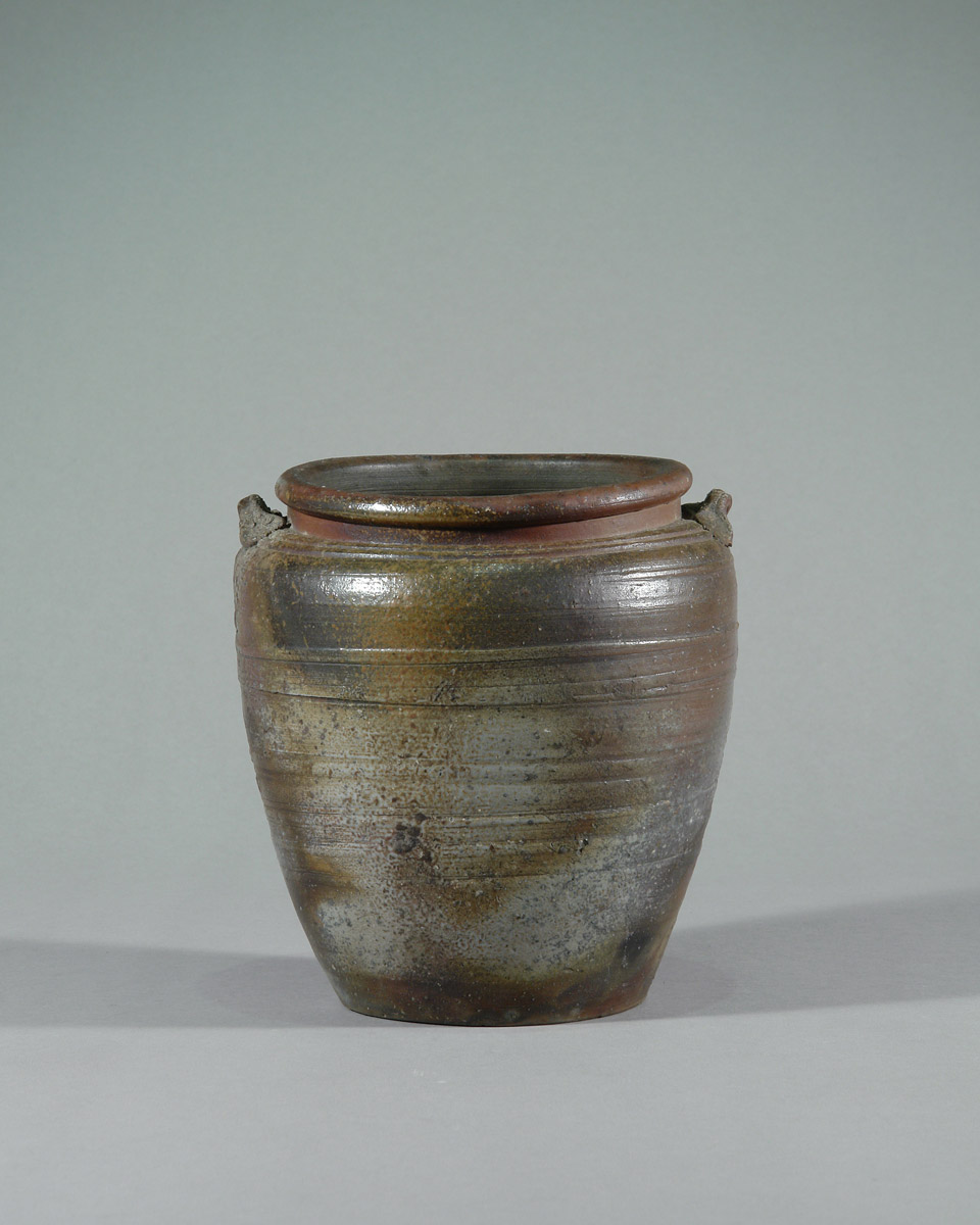 galerie-kirbach-bizen-tsubo-mizusashi-1-w