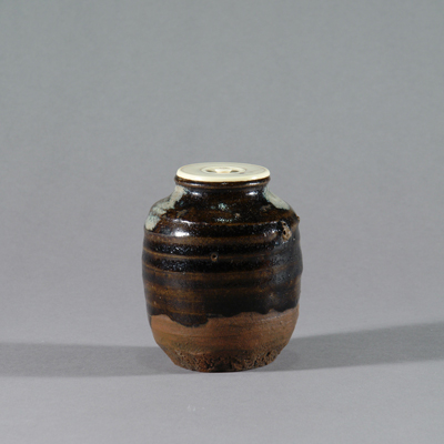 chosen karatsu chaire