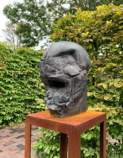 Der Bronze-Kopf Bocca der Künstlerin Hede Bühl.