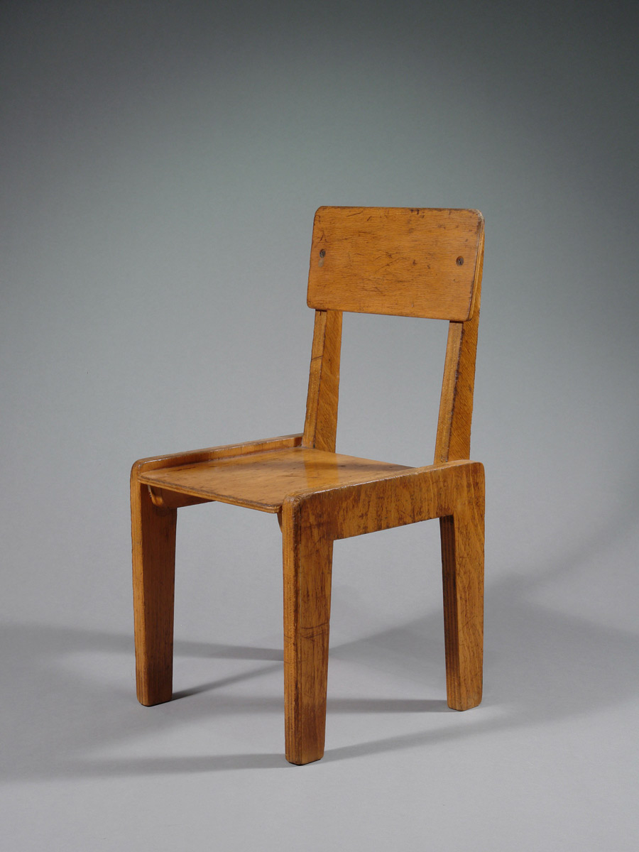 galerie-kirbach-puppenstuhl-bauhaus-breuer-1-w