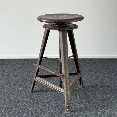 Rowac – Drehspindelhocker